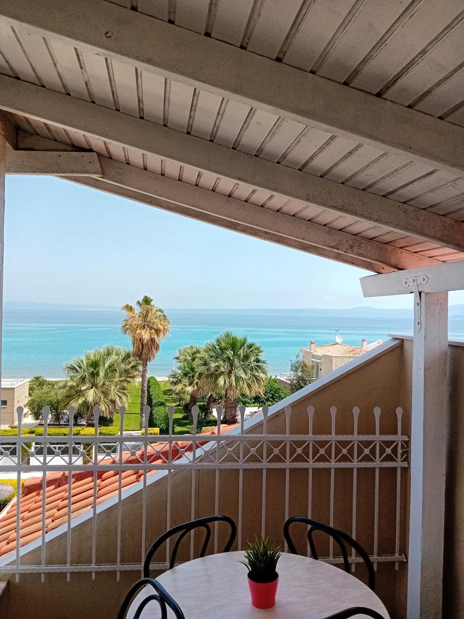 Golden Residence Family Resort 佩科霍里 外观 照片
